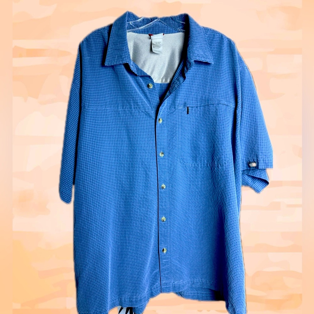 North Face Short Sleeve Blue with Subtle Navy Checked Design Button Up Size XL